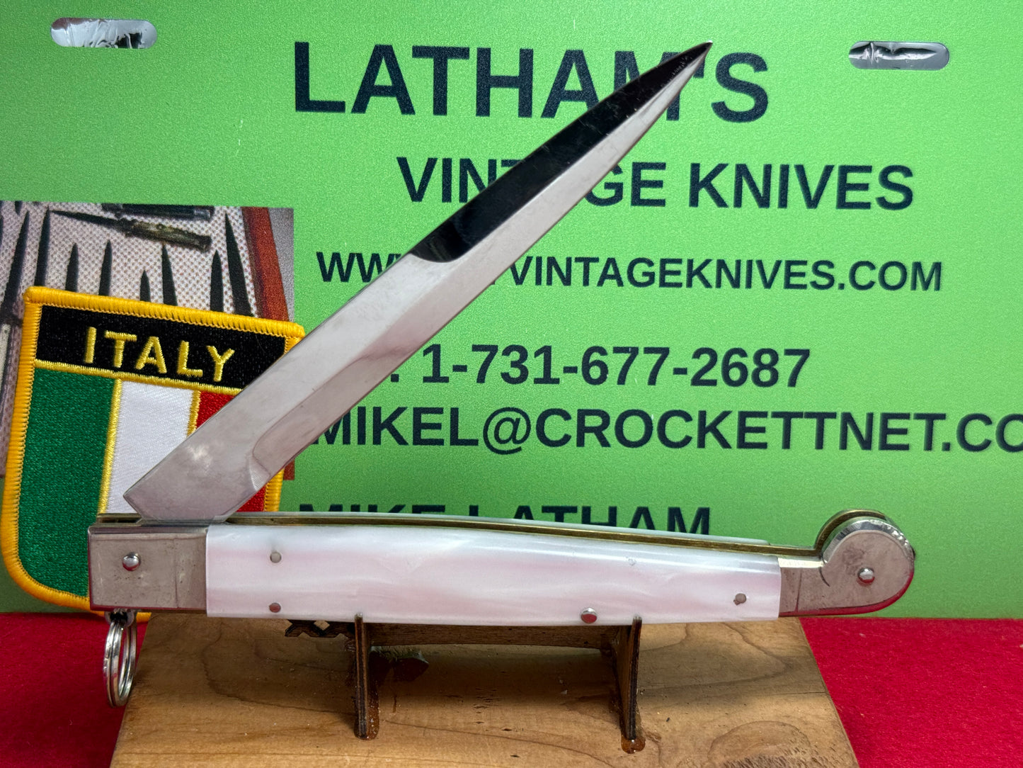A.G.A. CAMPOLIN MANIAGO ITALY 2012 RING PULL RELEASE SICILIAN FIGHTING KNIFE 12" ITALIAN AUTOMATIC KNIFE WHITE PEARLX COMPOSITION HANDLES