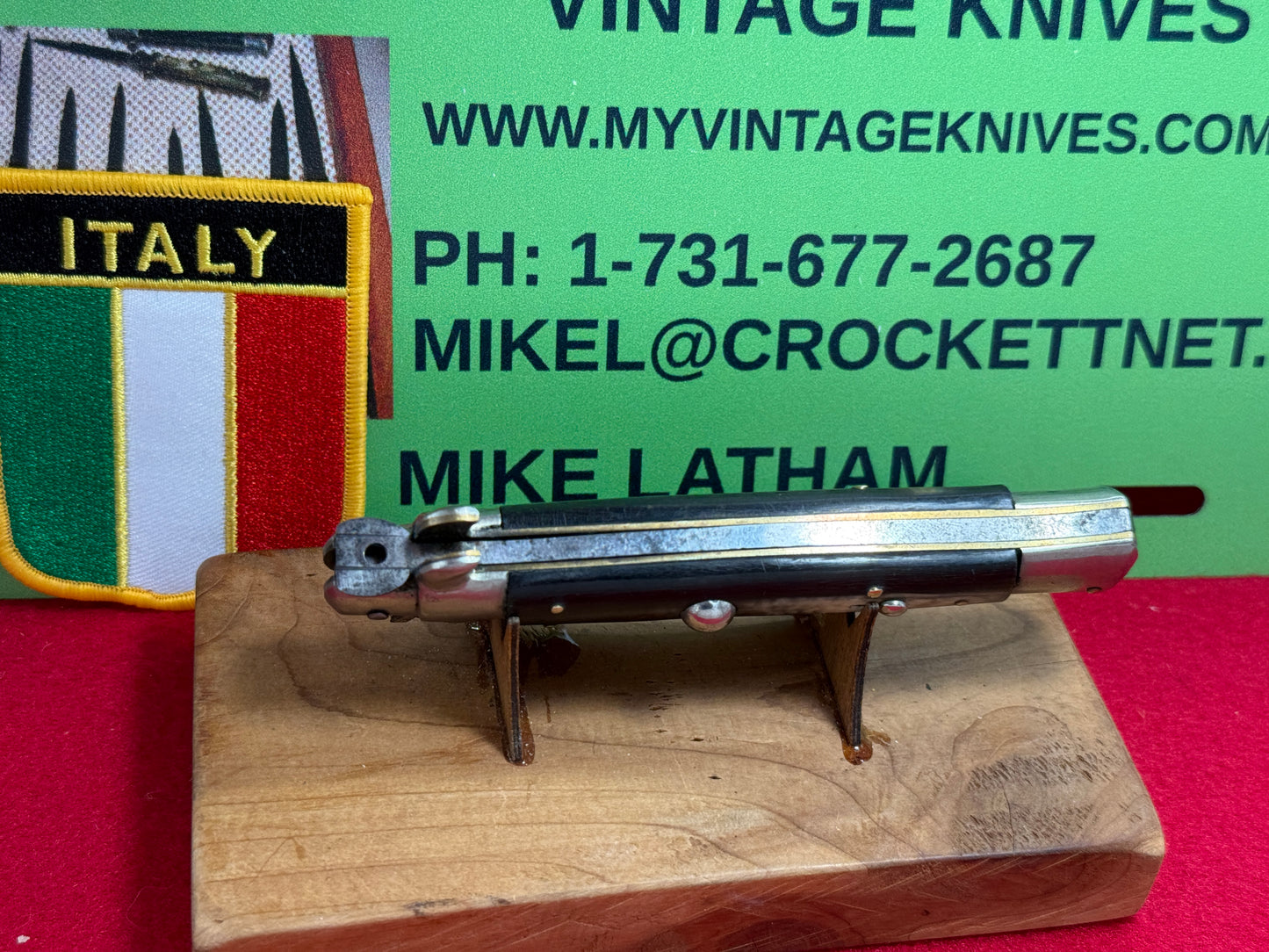 M.I. ITALY IN CIRCLE 1950-56 PICK LOCK STILETTO 23 CM ITALIAN AUTOMATIC KNIFE BUFFALO HORN HANDLES