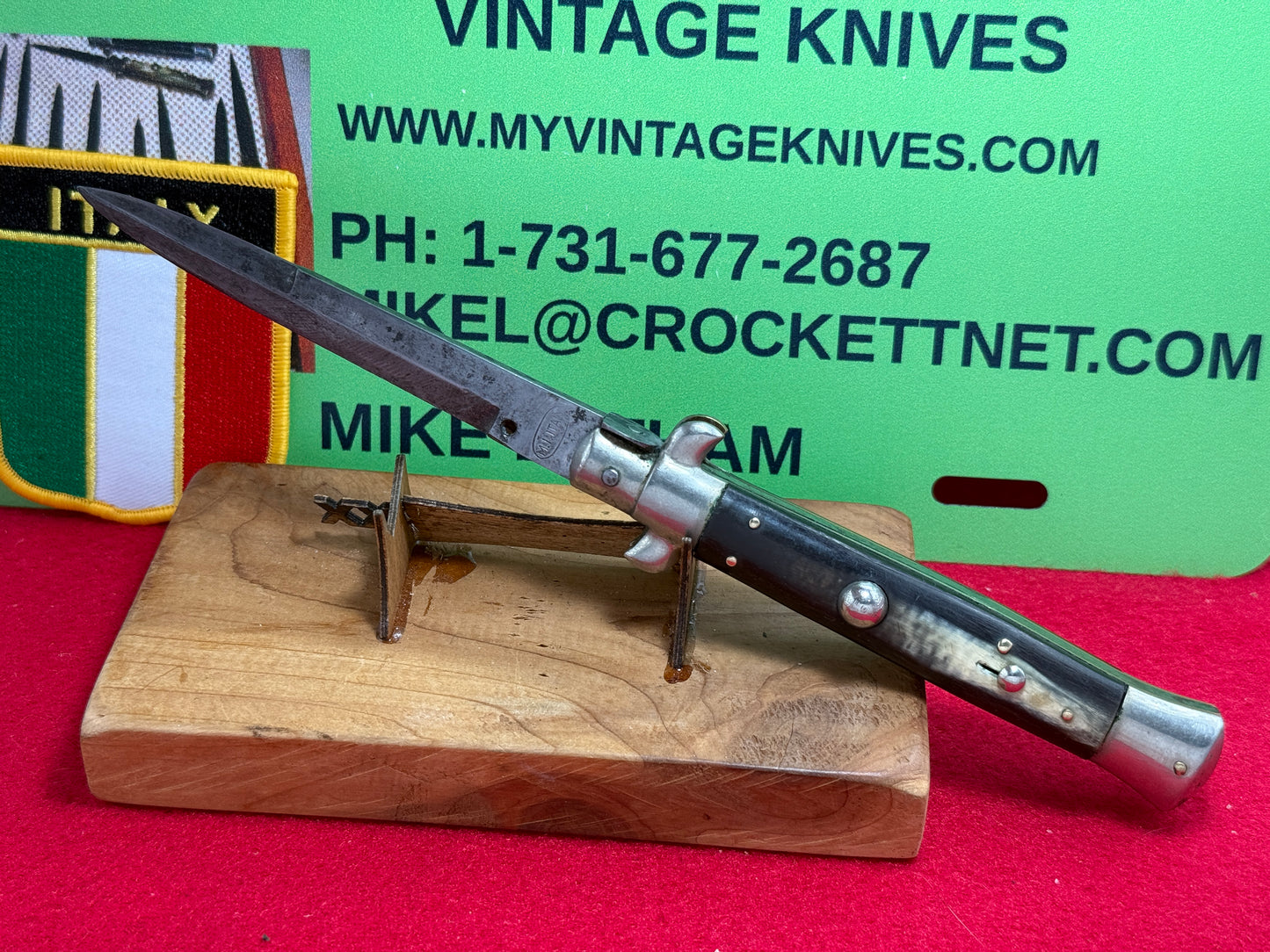 M.I. ITALY IN CIRCLE 1950-56 PICK LOCK STILETTO 23 CM ITALIAN AUTOMATIC KNIFE BUFFALO HORN HANDLES