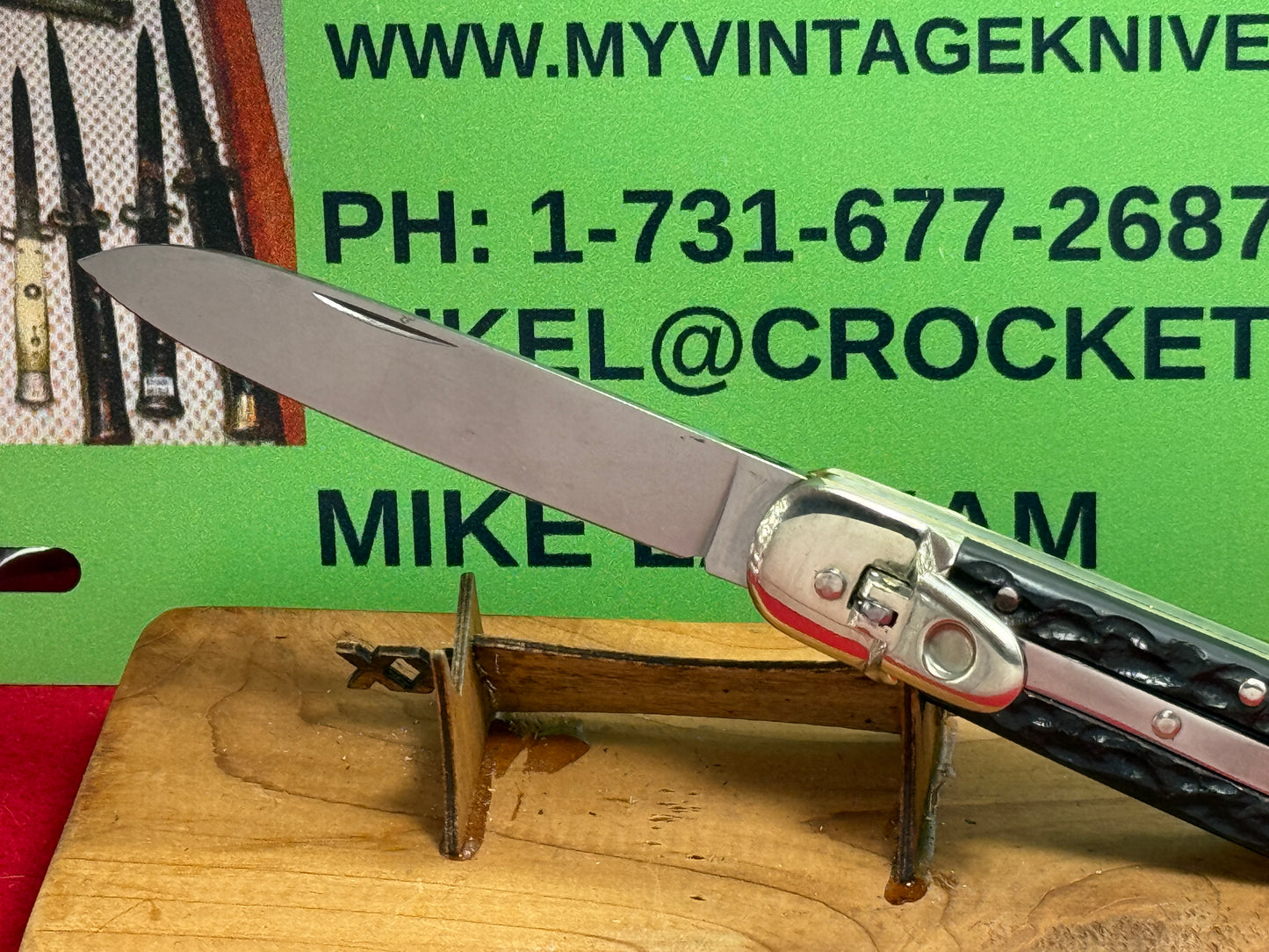 STERILE "BOKER" 1980-85 GERMAN LEVER AUTOMATIC GERMAN AUTOMATIC KNIFE BLACK PLASTIC HANDLES