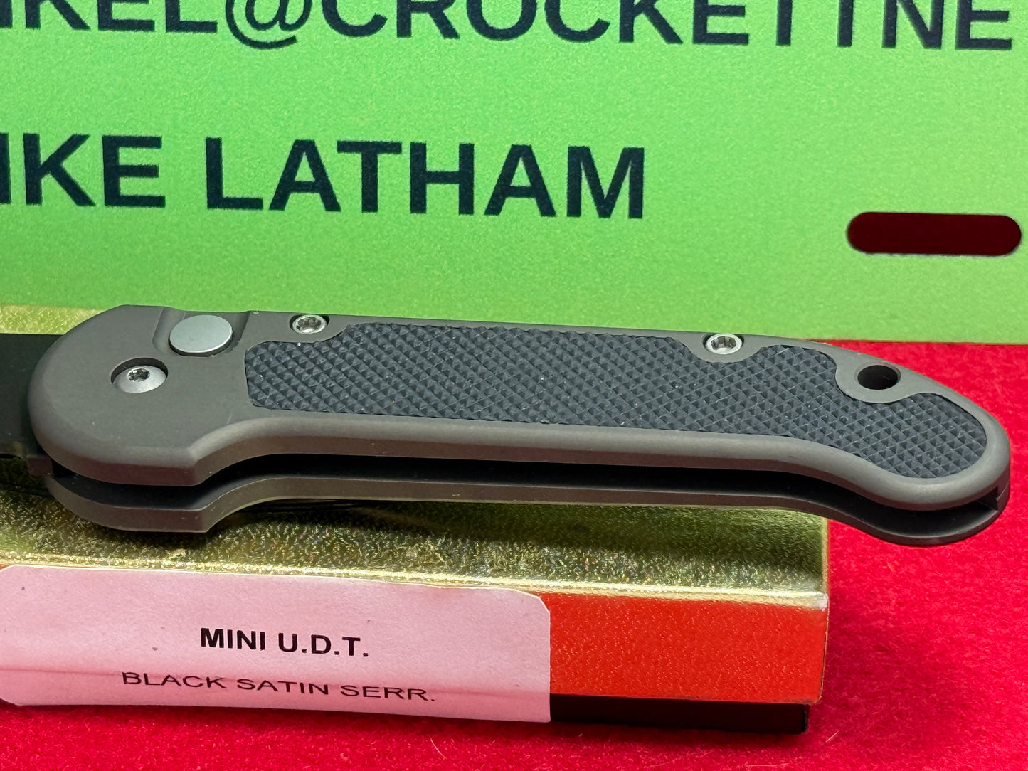 MICROTECH USA 03/1997 L-U.D.T #006 GOLD BOX TACTICAL AUTOMATIC KNIFE METAL HANDLES