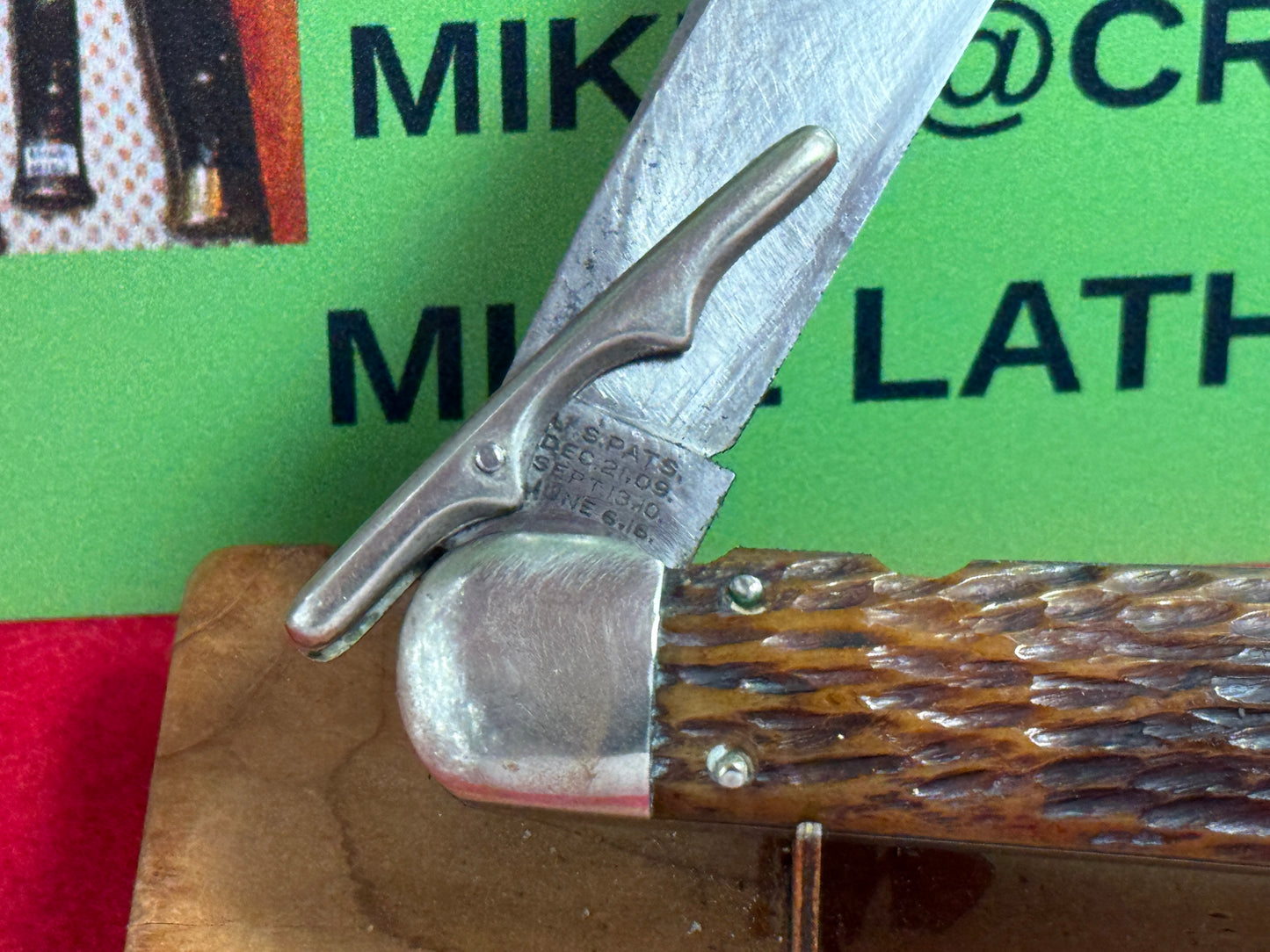 SCHRADE CUT CO. WALDEN N.Y. 1916-46 SWING GUARD HUNTER 4 7/8" VINTAGE AMERICAN AUTOMATIC KNIFE BROWN JIGGED BONE HANDLES