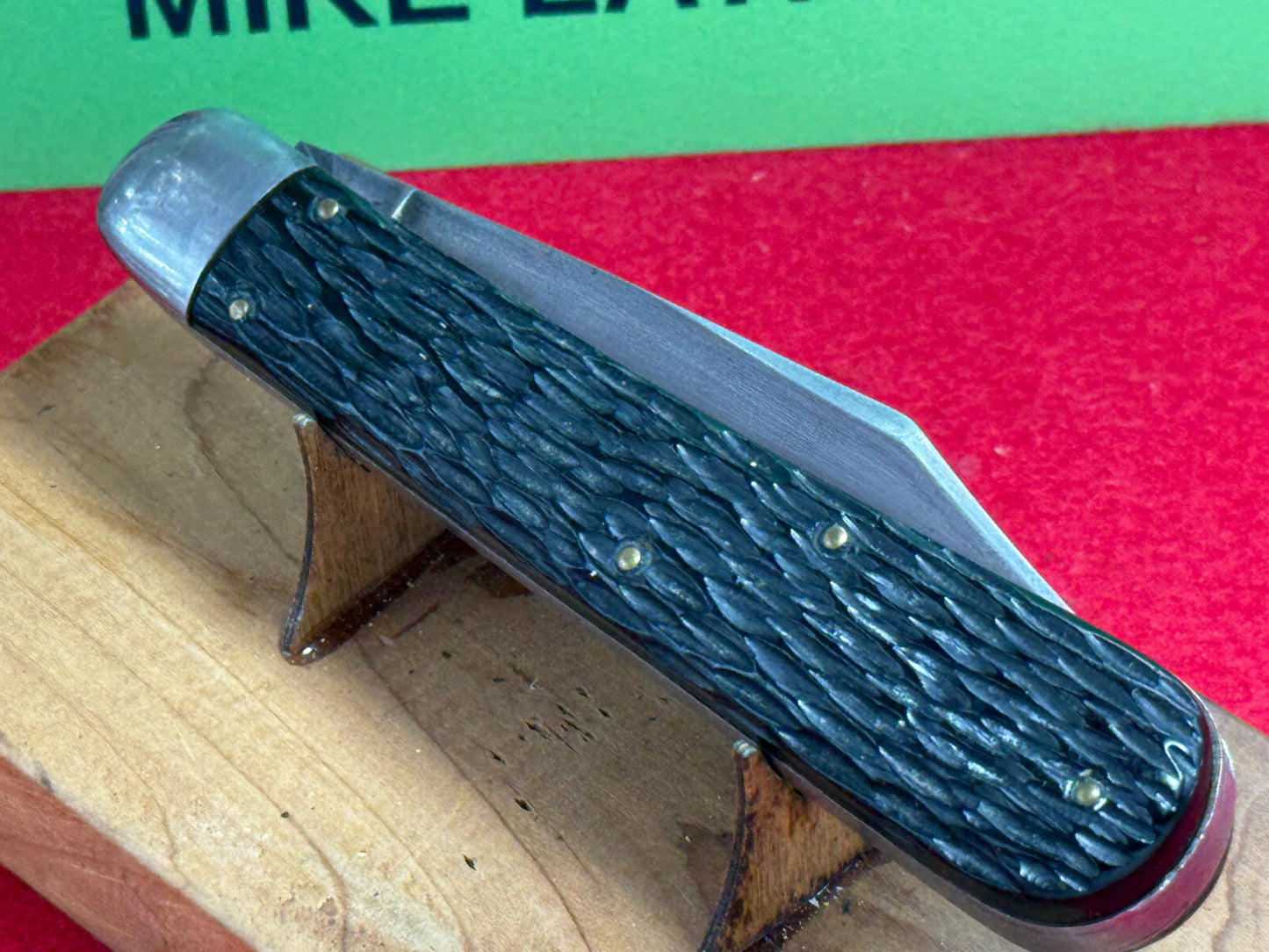 SCHRADE CUT CO. WALDEN N.Y. 1916-46 HUNTER 4 7/8" VINTAGE AMERICAN AUTOMATIC KNIFE BLACK IMITATION COMPOSITION HANDLES