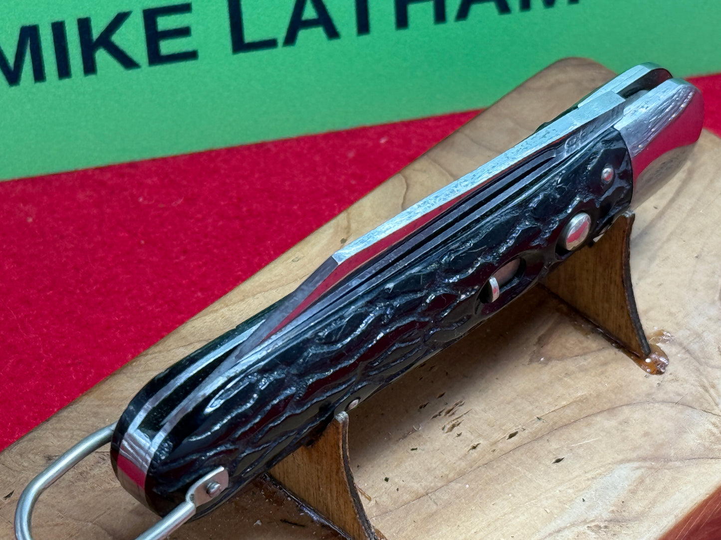 PRESTO GEO. SCHRADE BRIDGEPORT CONN. 1940-1956 MILITARY PARATROOPER VINTAGE AMERICAN AUTOMATIC KNIFE BLACK WORMED GROOVED COMPOSITION HANDLES