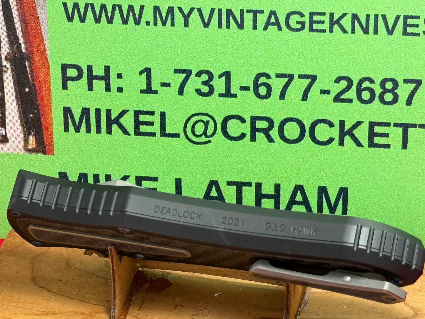 HAWK, G & G 2021 DEAD LOCK OTF MODEL "C" CUSTOM ARTWORK BY WILFRED "CHIP" VALTAKIS CHIPPED METAL CUSTOM AUTOMATIC KNIFE BLACK ALUMINUM HANDLES