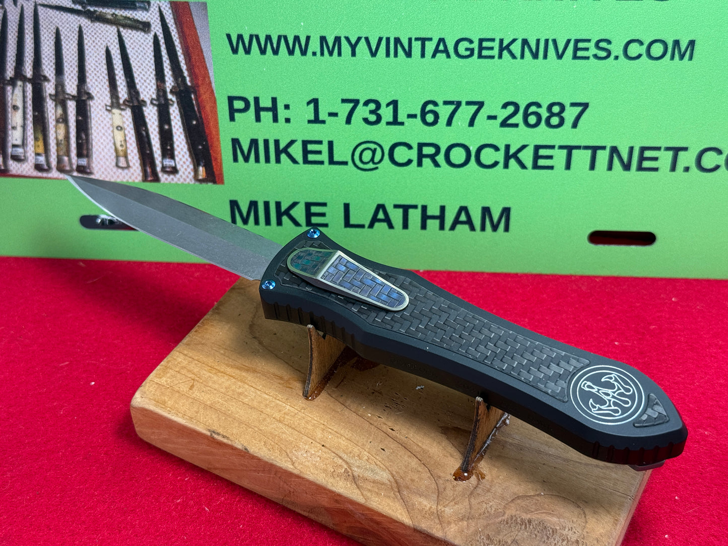 HAWK, G & G 2021 DEAD LOCK OTF MODEL "C" CUSTOM ARTWORK BY WILFRED "CHIP" VALTAKIS CHIPPED METAL CUSTOM AUTOMATIC KNIFE BLACK ALUMINUM HANDLES