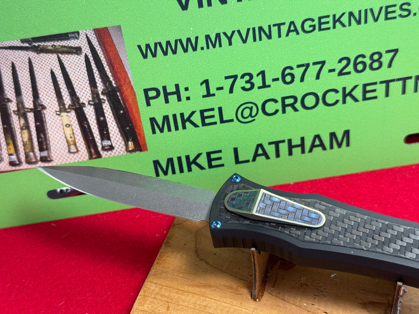 HAWK, G & G 2021 DEAD LOCK OTF MODEL "C" CUSTOM ARTWORK BY WILFRED "CHIP" VALTAKIS CHIPPED METAL CUSTOM AUTOMATIC KNIFE BLACK ALUMINUM HANDLES