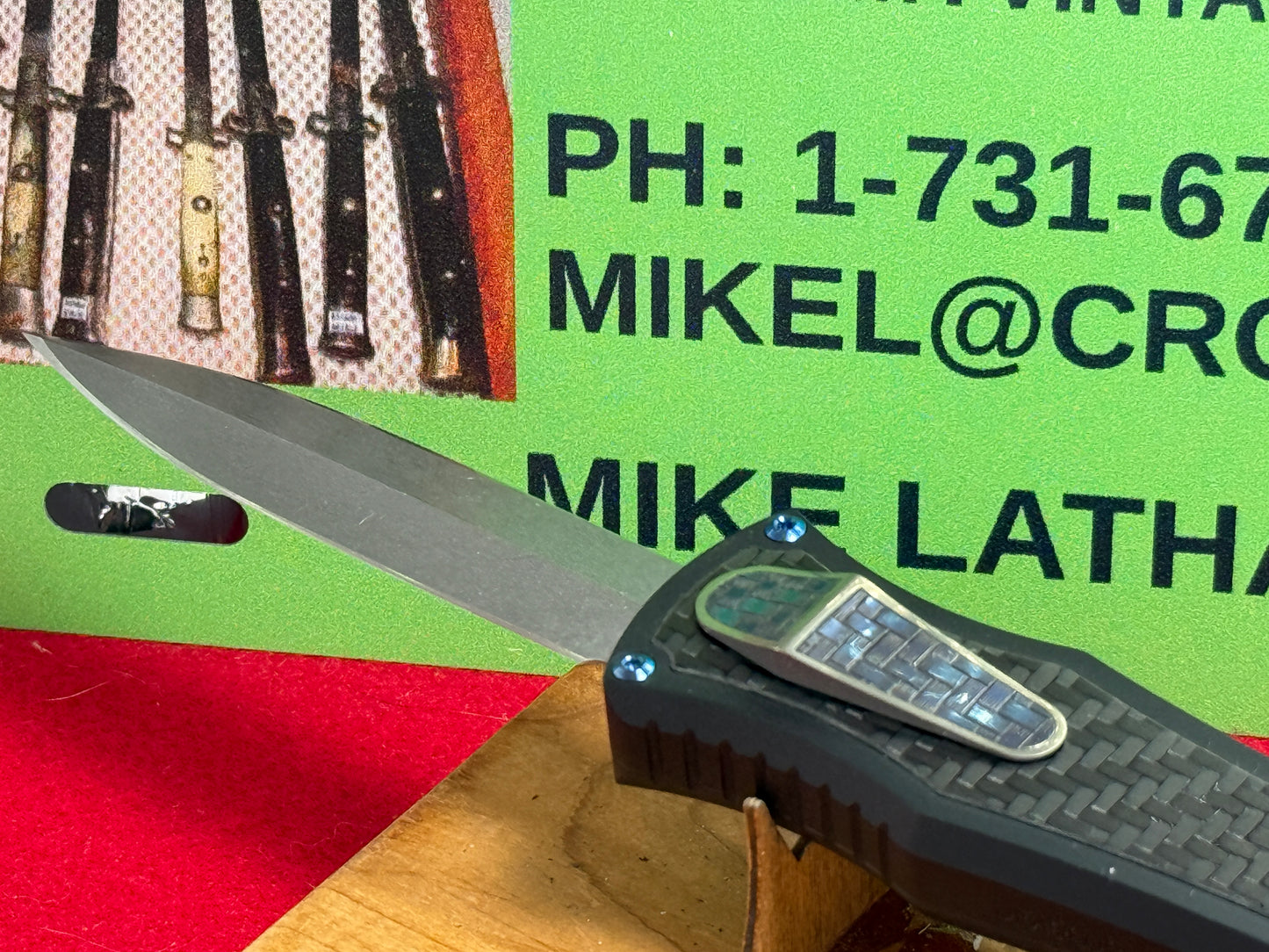 HAWK, G & G 2021 DEAD LOCK OTF MODEL "C" CUSTOM ARTWORK BY WILFRED "CHIP" VALTAKIS CHIPPED METAL CUSTOM AUTOMATIC KNIFE BLACK ALUMINUM HANDLES