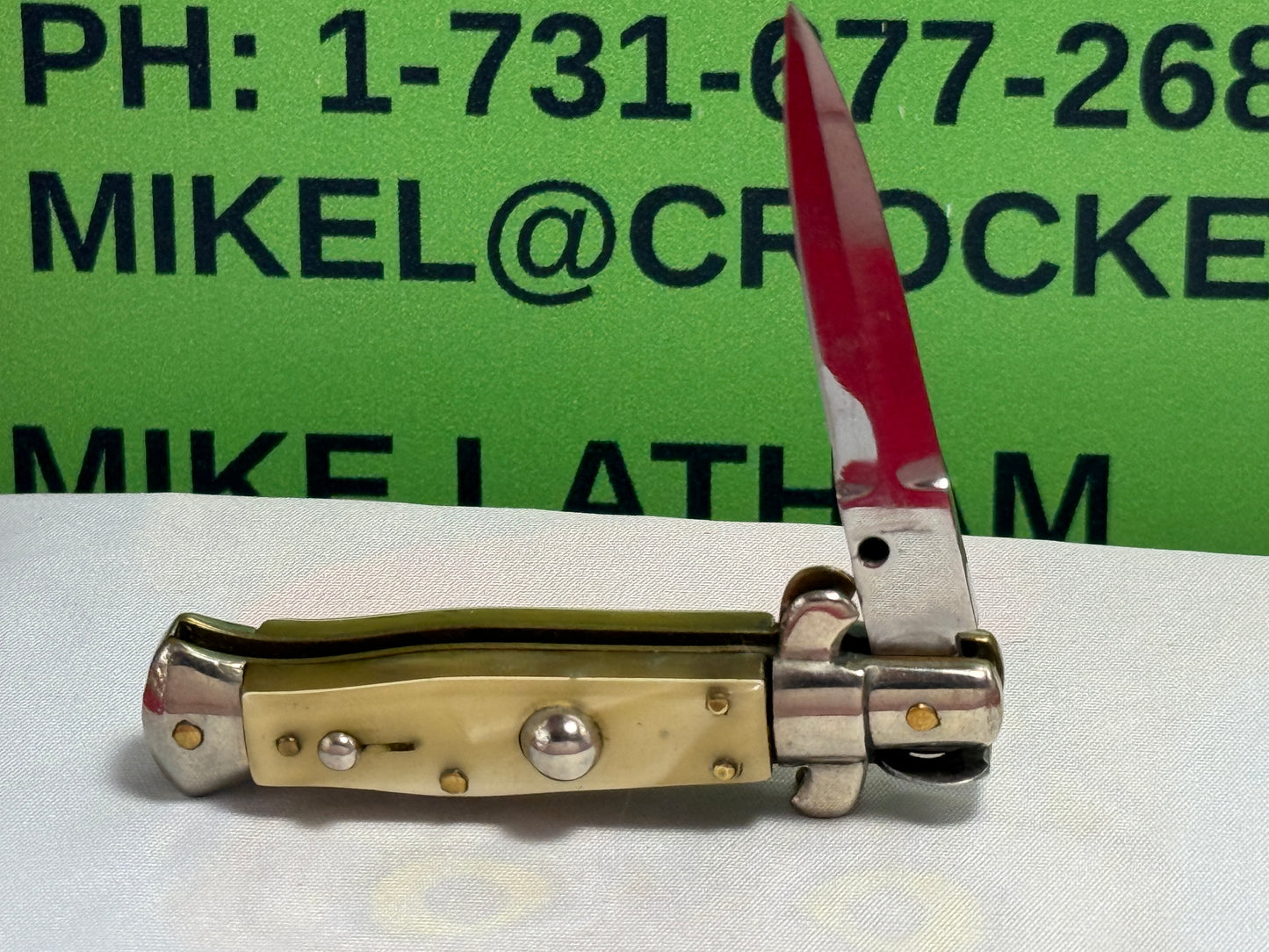 STERILE ITALIAN 1925-35 PICK LOCK FLAT GUARD STILETTO WASP BODY DAGGER BLADE 12 CM ITALIAN AUTOMATIC KNIFE CRACKED ICE CELLULOID HANDLES