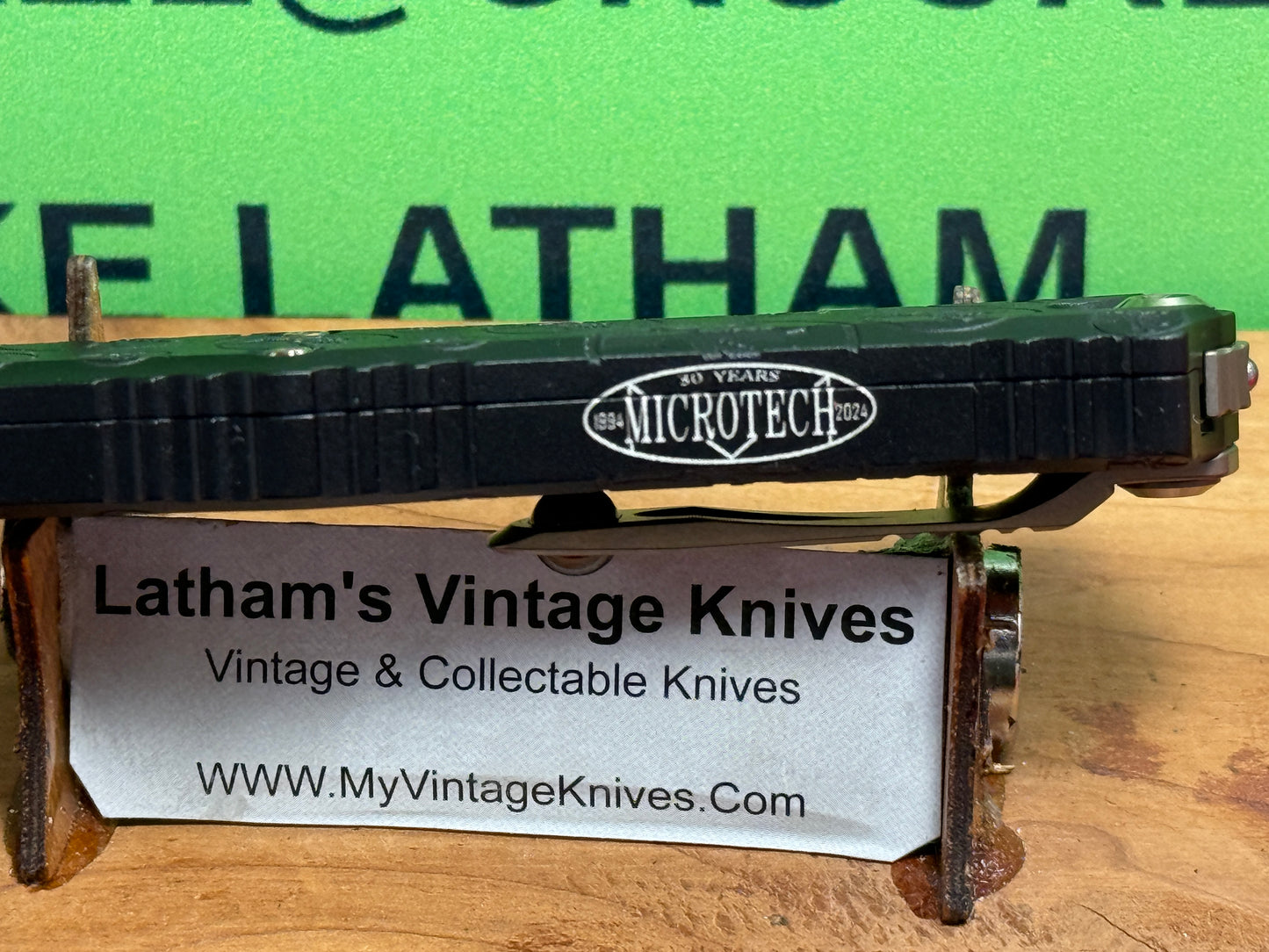 MICROTECH OTF 06/2024 30TH YR ANNIV. HERA II MINI BAYONET SIGNATURE SERIES CLAW BURST DEEP ENGRAVED DAMASCUS 170 1M-16 CBS TACTICAL AUTOMATIC KNIFE