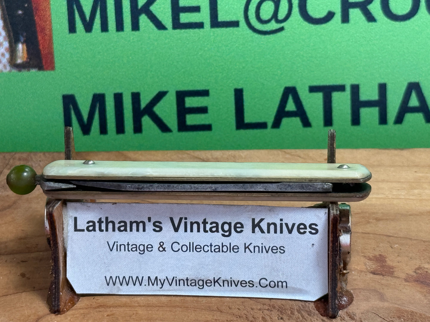 REMINGTON USA R17 1935-40 GREEN PULL BALL RELEASE VINTAGE AMERICAN AUTOMATIC KNIFE WHITE COMPOSITION HANDLES