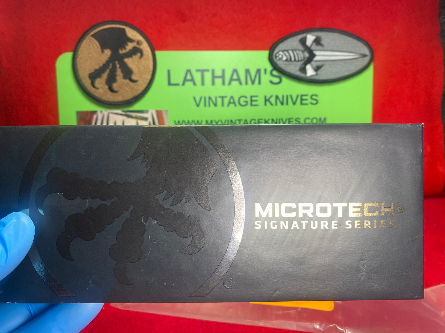MICROTECH ULTRATECH T/E OTF 04/2023 SIGNATURE SERIES DEAD MAN'S HAND 123-13 DMS TACTICAL AUTOMATIC KNIFE BLACK HANDLES WITH ACES AND EIGHTS ETCH