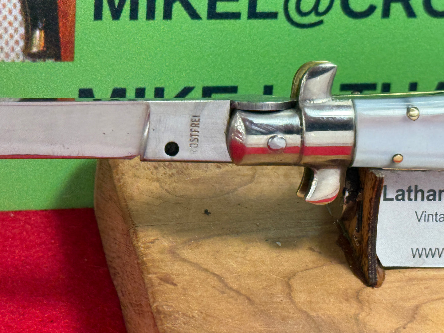 ROSTFREI PATENT ITALY 1964-68 HUMPBACK LOCK BO/BC STILETTO COIL SPRING 20 CM ITALIAN AUTOMATIC KNIFE PEARLEX HANDLES