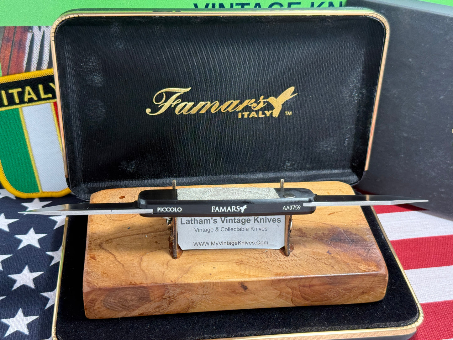 FAMARS ITALY 2012 TWIN BLADE DOUBLE BUTTON PICCOLO AAO759 ITALIAN AUTOMATIC KNIFE BLACK ALUMINUM WITH ELEPHANT IN LAY HANDLES