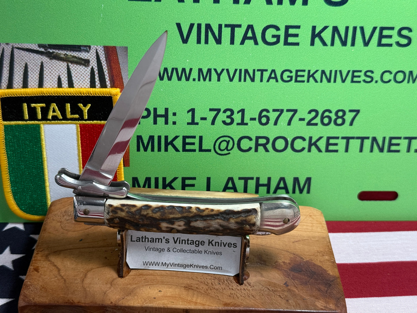 AKC ITALY 2005-2010 SWING GUARD LOCK BACK MEDICI DAGGER BLADE ITALIAN AUTOMATIC KNIFE STAG HANDLES