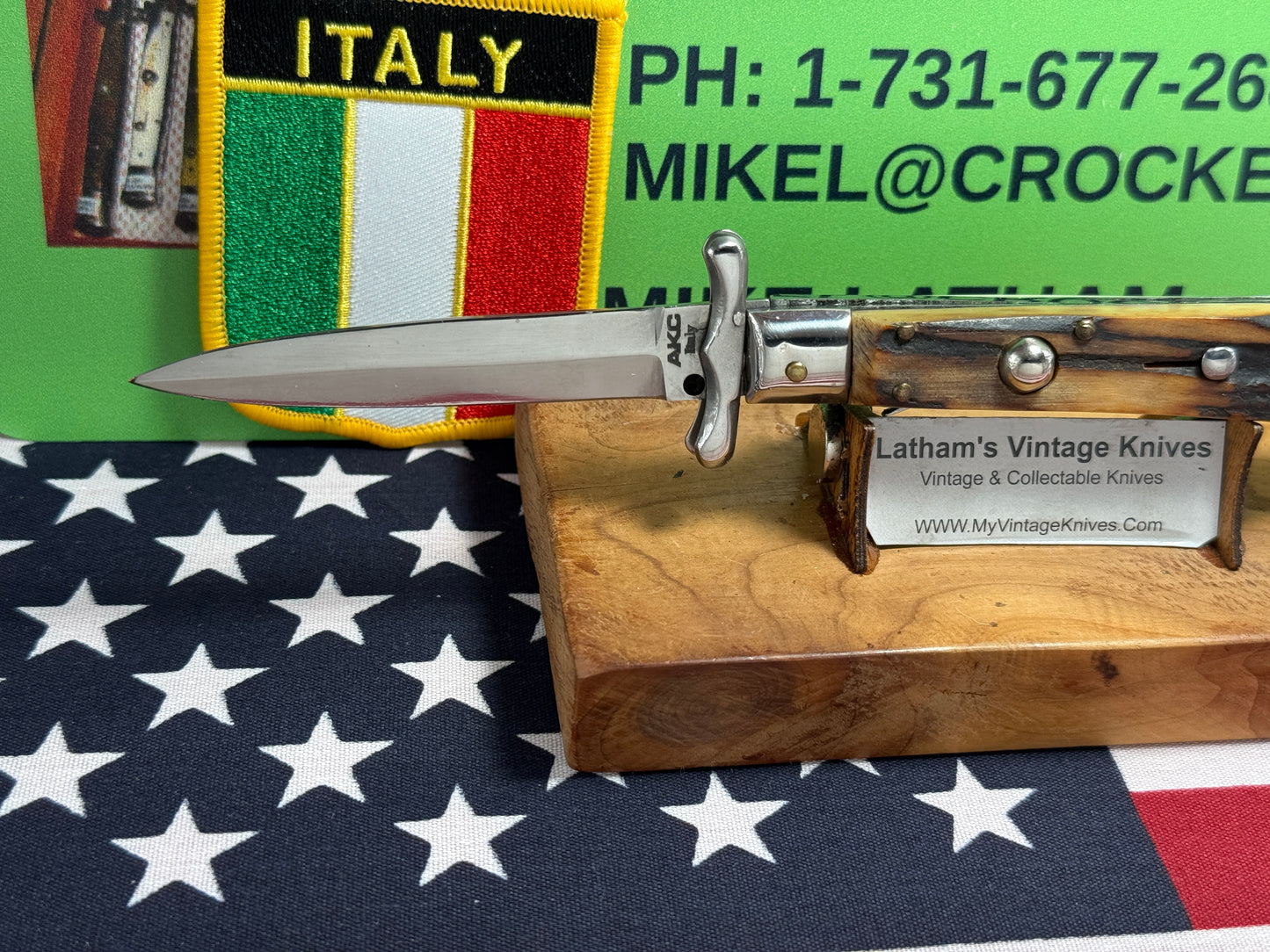 AKC ITALY 2005-2010 SWING GUARD LOCK BACK MEDICI DAGGER BLADE ITALIAN AUTOMATIC KNIFE STAG HANDLES