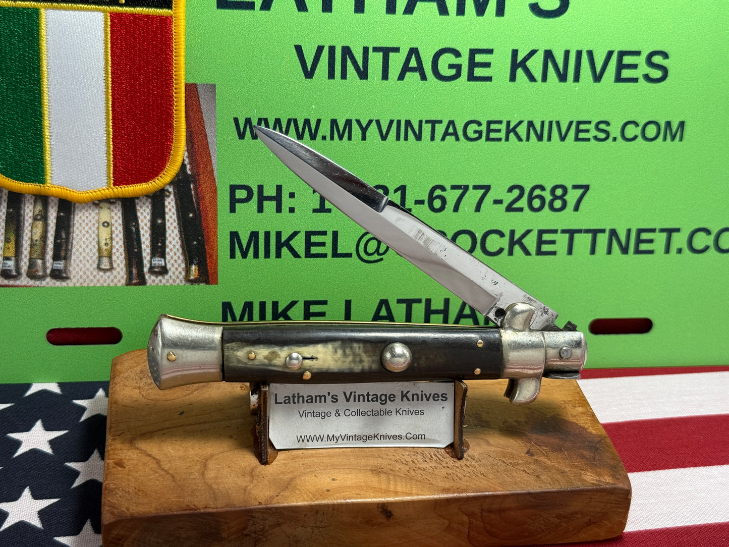 M.I. ITALY IN CIRCLE 1950-58 PICK LOCK STILETTO 23 CM ITALIAN AUTOMATIC KNIFE BUFFALO HORN HANDLES