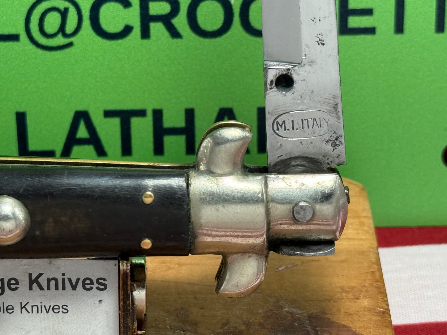 M.I. ITALY IN CIRCLE 1950-58 PICK LOCK STILETTO 23 CM ITALIAN AUTOMATIC KNIFE BUFFALO HORN HANDLES