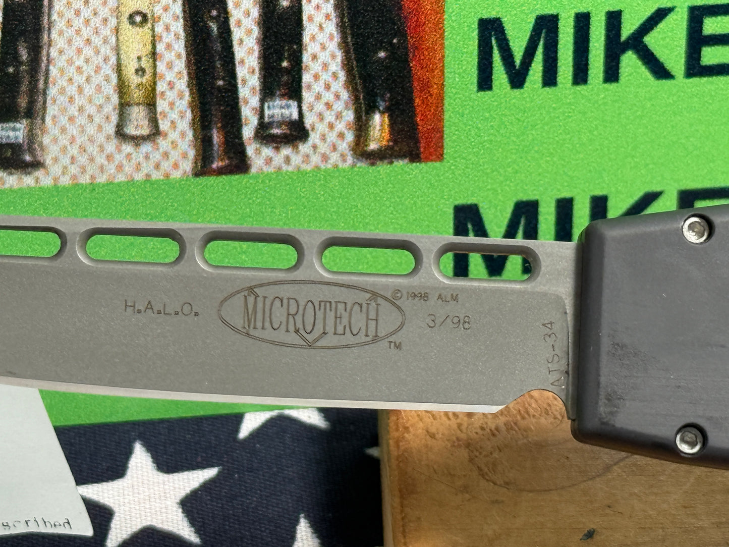 MICROTECH USA 03/1998 HALO II SINGLE ACTION OTF VINTAGE TACTICAL AUTOMATIC KNIFE BLACK METAL HANDLES
