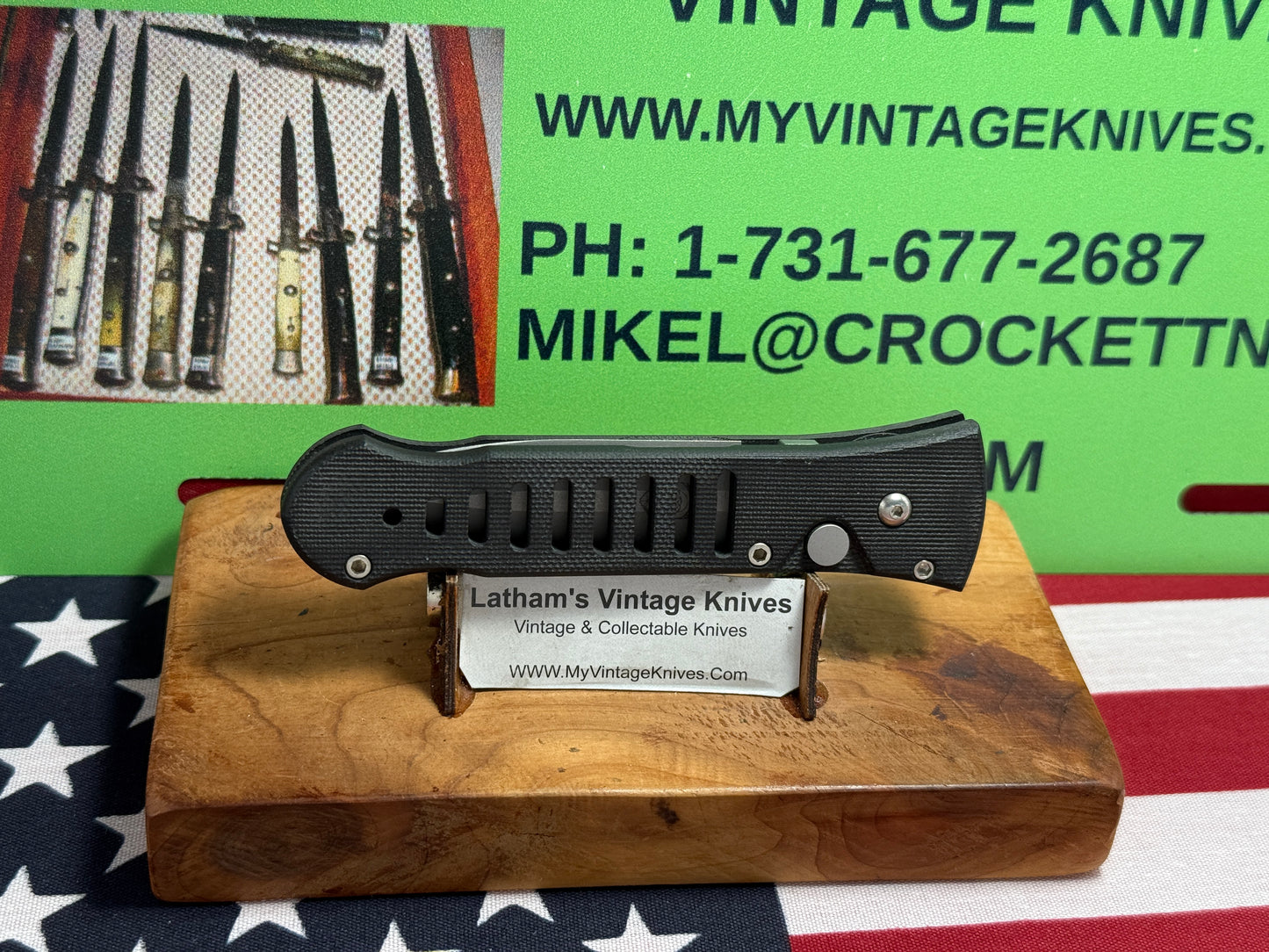 DALTON, ROB USA 1996-2000 CUSTOM AUTOMATIC STREET ASSASSIN DAGGER TACTICAL AUTOMATIC KNIFE BLACK FIBER COMPOSITION HANDLES
