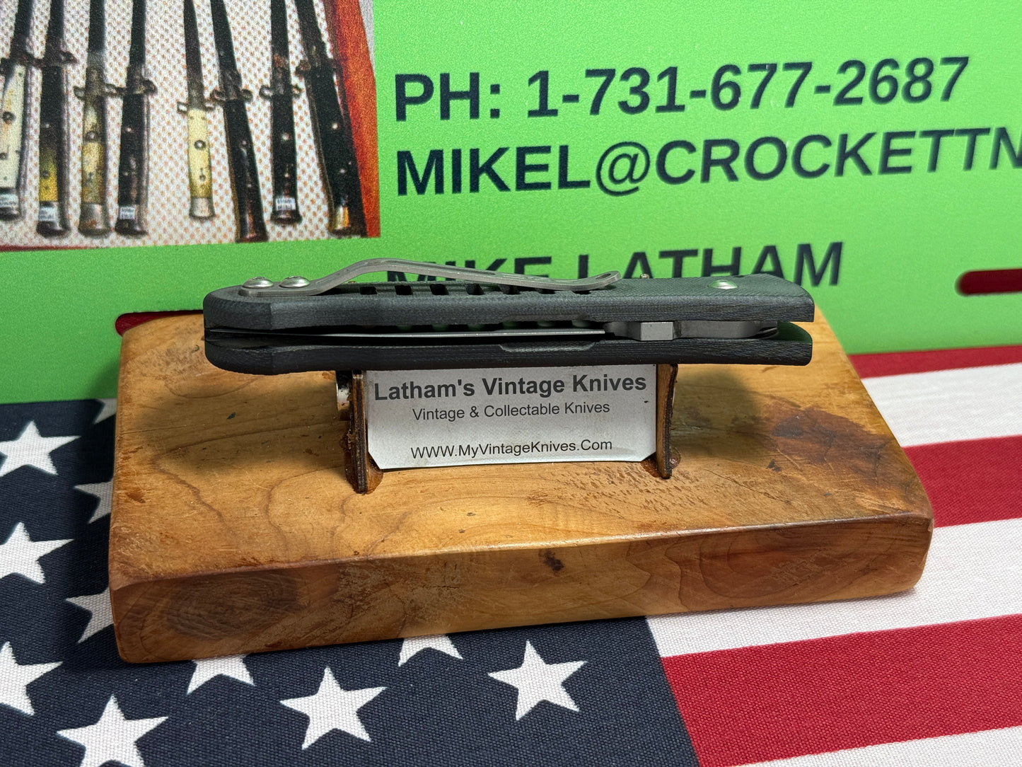 DALTON, ROB USA 1996-2000 CUSTOM AUTOMATIC STREET ASSASSIN DAGGER TACTICAL AUTOMATIC KNIFE BLACK FIBER COMPOSITION HANDLES