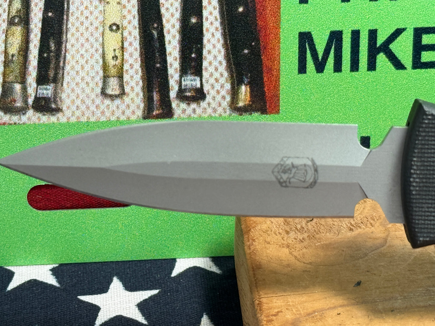 DALTON, ROB USA 1996-2000 CUSTOM AUTOMATIC STREET ASSASSIN DAGGER TACTICAL AUTOMATIC KNIFE BLACK FIBER COMPOSITION HANDLES