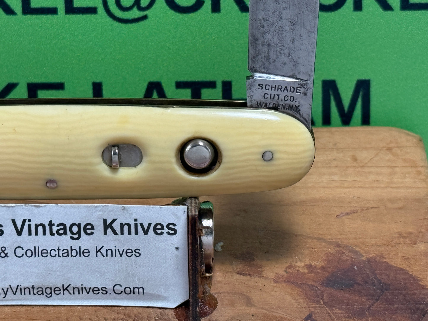 SCHRADE CUT CO. WALDEN N.Y. 1916-1946 SINGLE BLADE 3 3/4" CIGAR STYLE VINTAGE AMERICAN AUTOMATIC KNIFE IMITATION IVORY HANDLES