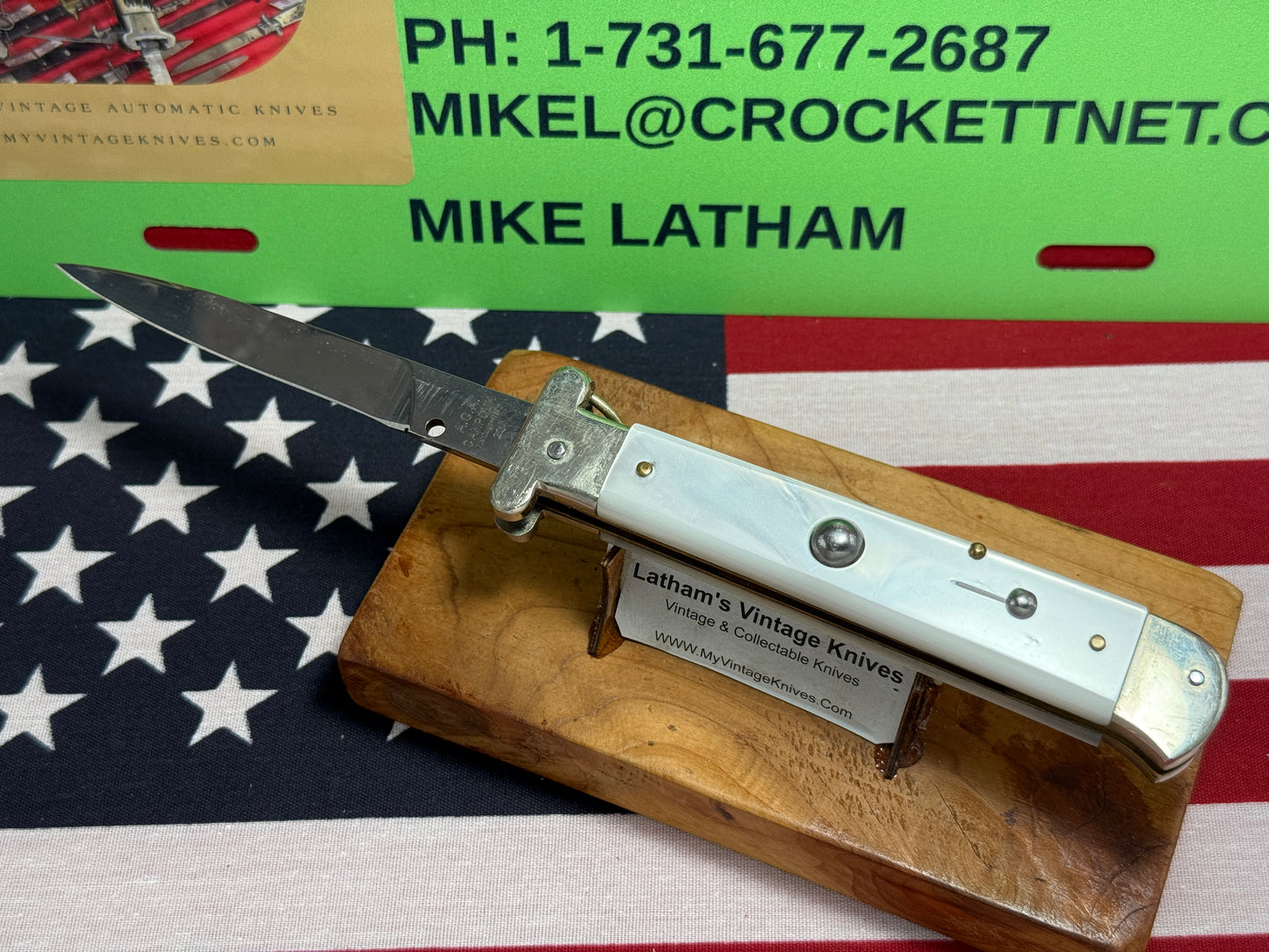 A.G.A. CAMPOLIN ITALY 2015 RING PULL FRANCESE ITALIAN AUTOMATIC KNIFE WHITE PEARLX HANDLES