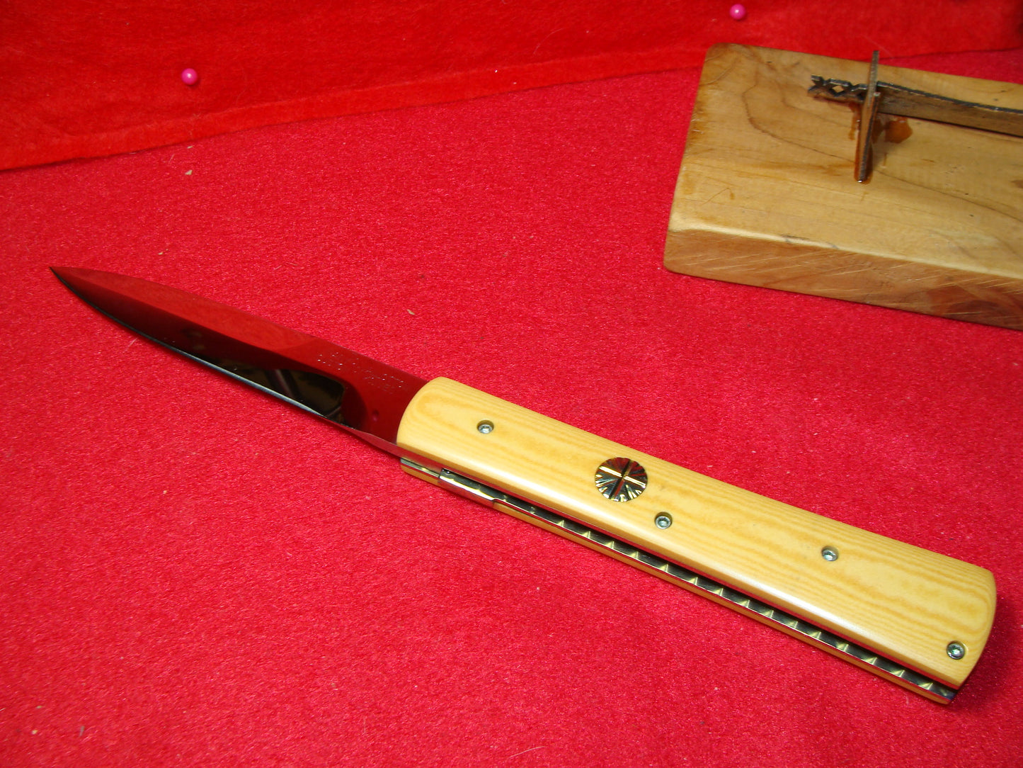 VALLOTTON, RAINY CUSTOM KNIVES 1995-98 D & D LARGE BAYONET BLADE CUSTOM AUTOMATIC KNIFE MICARTA HANDLES