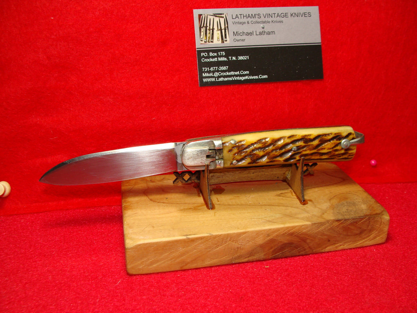 MAKI INOX FRENCH 1958-68 LEVER AUTOMATIC 10 CM FRENCH AUTOMATIC KNIFE JIGGED BONE HANDLES