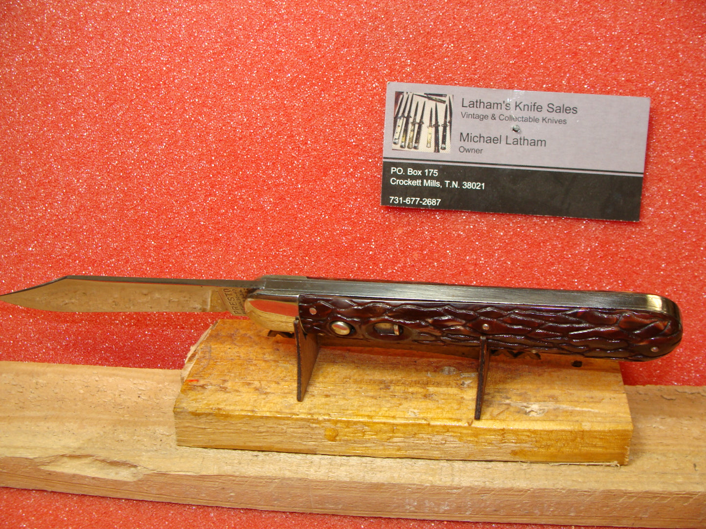 PRESTO GEO. SCHRADE CUT CO. BRIDGEPORT CONN. 1929-56 VINTAGE AMERICAN AUTOMATIC KNIFE 5" HUNTER RED WORM GROOVED HANDLES, ETCH: INDUSTRIAL ALLOY STEEL CLEVELAND, OHIO.