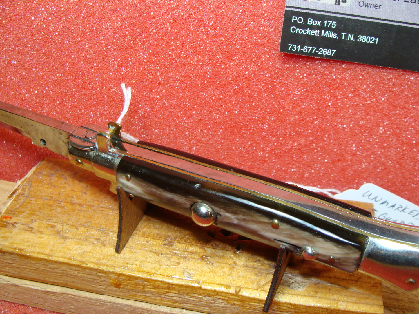 UNSTAMPED "STERILE" 1936-39 ITLAY FLAT GUARDS EARLY YEARS SMALL EARS ITALIAN AUTOMATIC KNIFE 8 3/4" BUFFALO HORN HANDLES