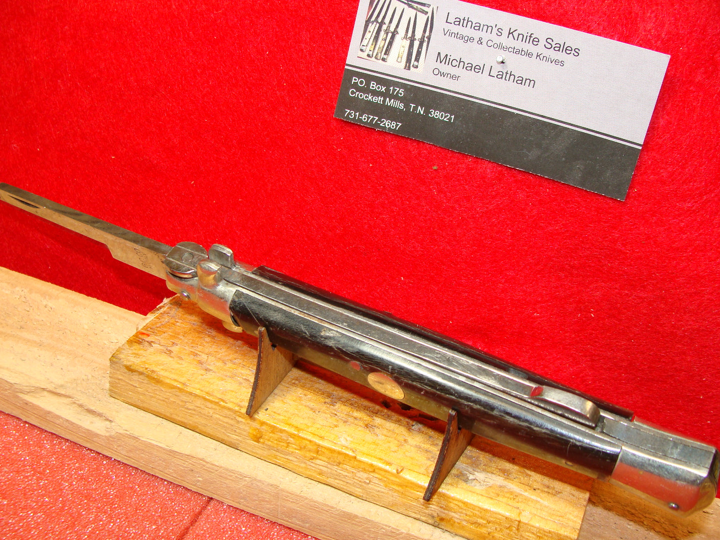 G C CO ITALY 1958-68 MANUAL OPEN LOCK BACK STILETTO 28 CM ITALIAN MANUAL OPEN KNIFE BUFFALO HORN HANDLES