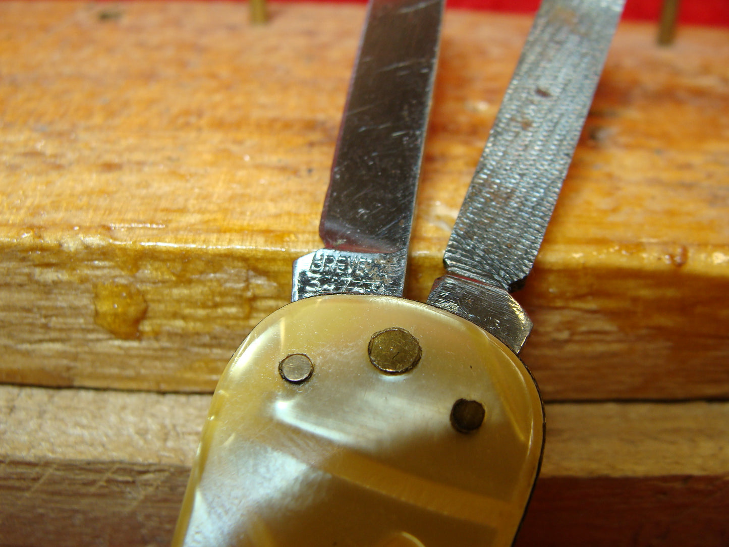BREVETT 34749 ITALIAN 1950-58 PULL TAB ITALIAN AUTOMATIC KNIFE DOUBLE BLADE CRACKED ICE CELLULOID HANDLES, ETCHED: RICORDO VENEZIA