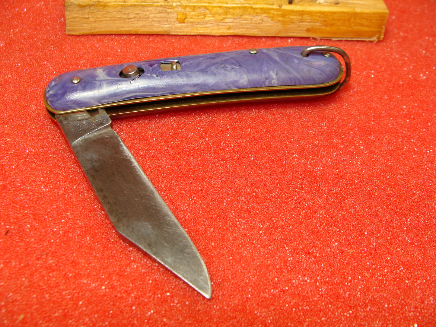 EDGEMASTER USA 1936-56 VINTAGE AMERICAN AUTOMATIC KNIFE 4 1/8" PARATROOPER BLUE SWIRL COMPOSITION HANDLES