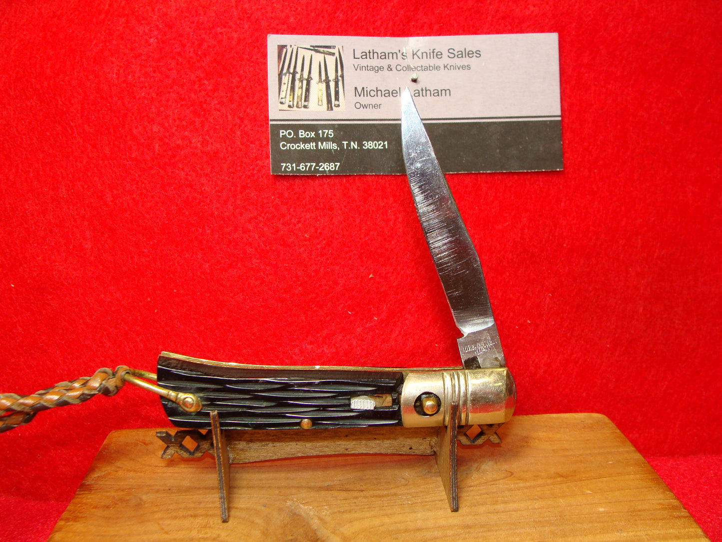 UTICA CUT CO. JAPAN 1950-56 BO/BC SMALL HUNTER JAPAN AUTOMATIC VINTAGE AMERICAN AUTOMATIC KNIFE BLACK BONE HANDLES