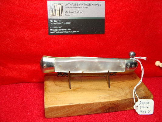 RAPID ROSTFREI ITALY 1965-68 MANUAL OPEN ITALIAN MANUAL KNIFE WHITE PEARLEX HANDLES