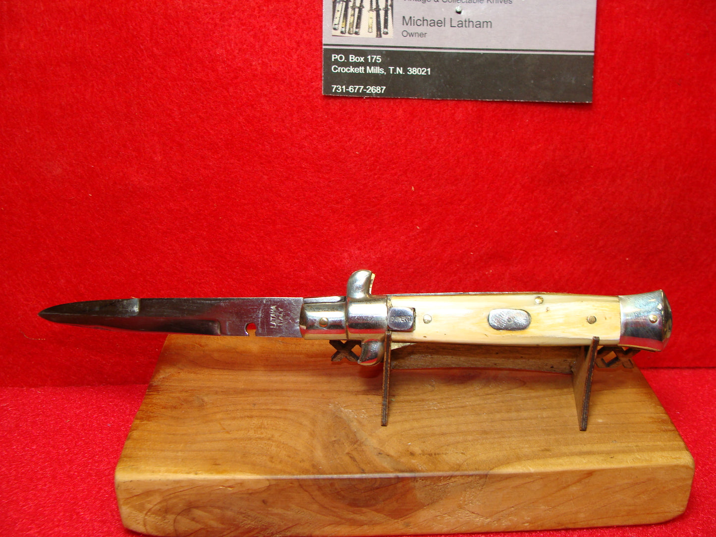 LATAMA ITALY 1950-51 SQUARE BUTTON WITH LOCK STILETTO 7" ITALIAN AUTOMATIC KNIFE BRAZILIAN HORN HANDLES