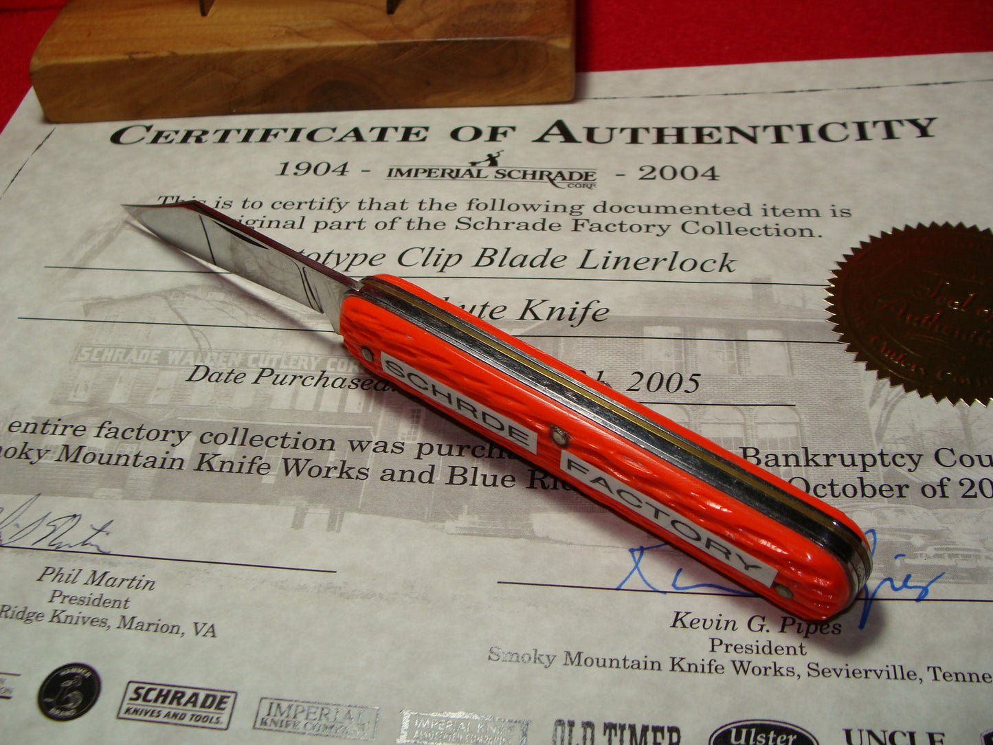 SCHRADE WALDEN NY 1946-76 PROTOTYPE CLIP FOLDING BLADE LINER LOCK PARACHUTE NON AUTOMATIC KNIFE ORANGE DELRIN PART OF THE SCHRADE FACTORY COLLECTION