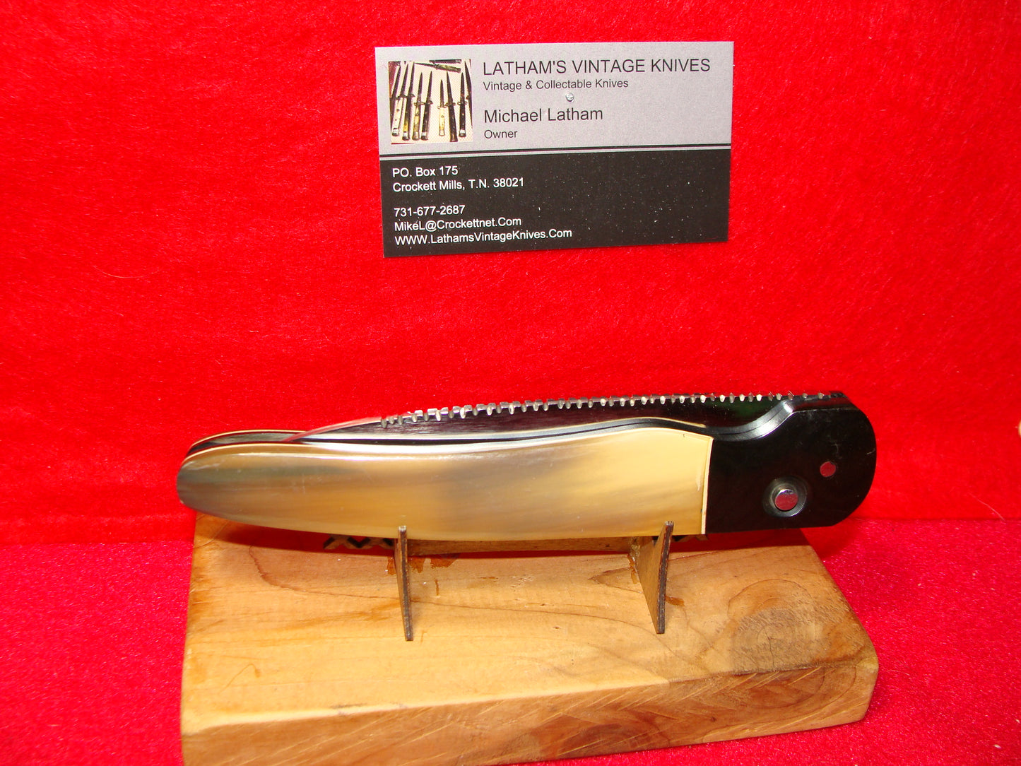 HUCK KNIVES, JAMES HUCKEBA CUSTOM MAKER 1995 "FLASH" CUSTOM AUTOMATIC KNIFE BUFFALO HORN HANDLES