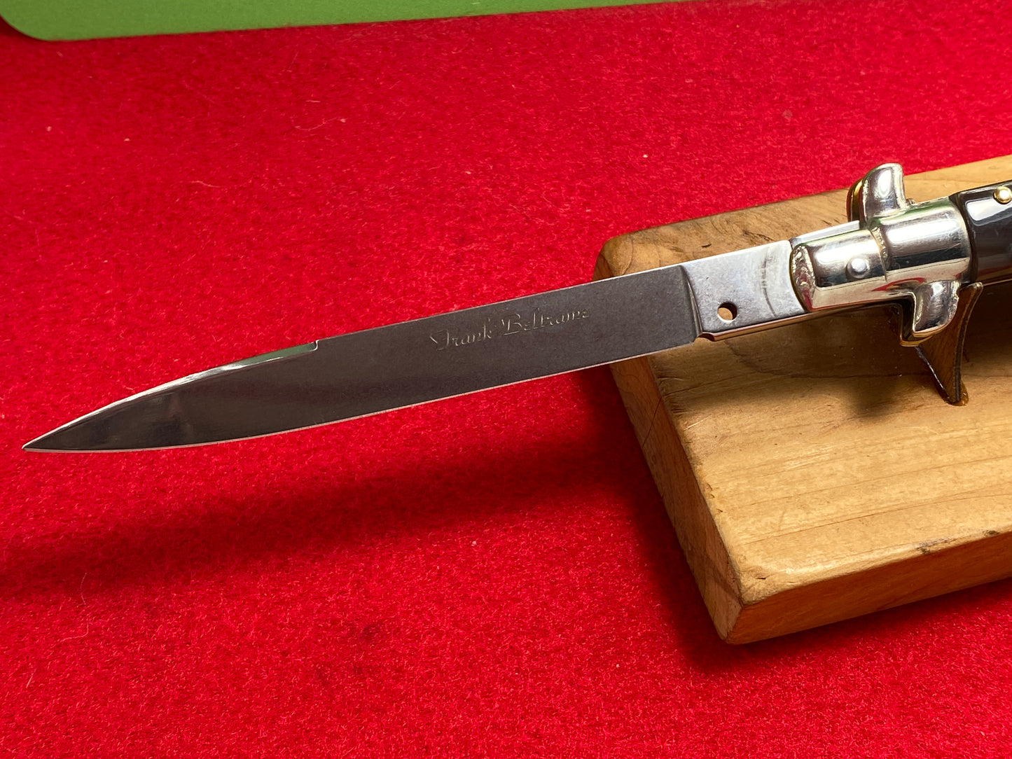 FRANK BELTRAME ITALY 2013 HUMPBACK LIMITED EDITON #20 STILETTO 28 CM ITALIAN AUTOMATIC KNIFE BUFFALO HORN HANDLES