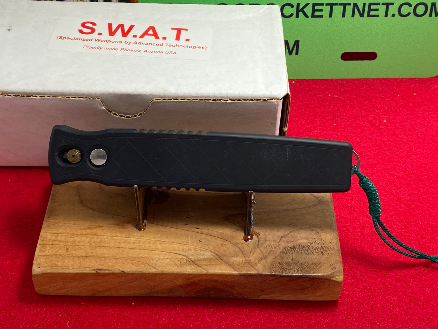 S.W.A.T. USA 1999-2005 OTF CENTURION ATS 34 TACTICAL AUTOMATIC KNIFE BLACK METAL HANDLES