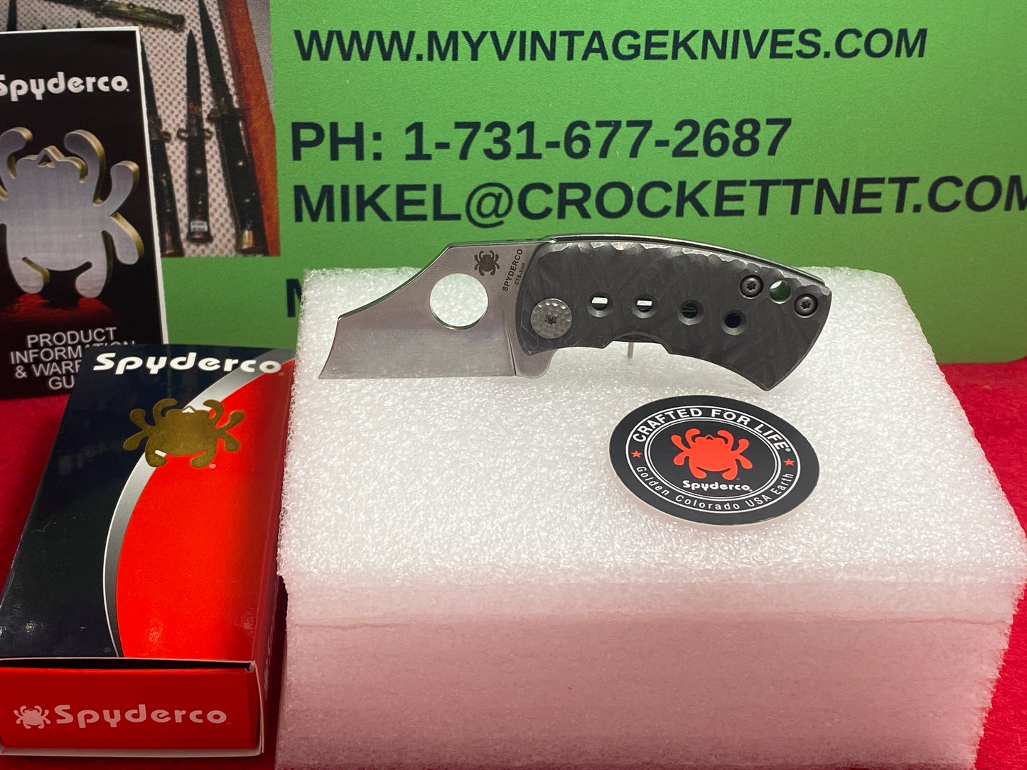 SPYDERCO/ J McNEES 2024 CUSTOM KNIFE McBEE MANUAL ACTION ROCK TEXTURED METAL HANDLES