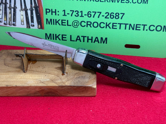 G. DAVID ARBALETE FRENCH 1968-78 OTF DOUBLE ACTION FRENCH AUTOMATIC KNIFE BLACK PLASTIC HANDLES