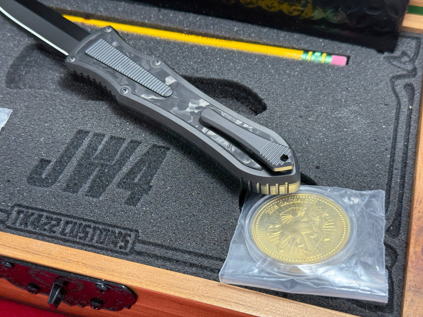 HAWK, G&G DEADLOCK Ti CUSTOM AUTOMATIC OTF JOHN WICK SET JW4 #277 CUSTOM AUTOMATIC KNIFE SET JW4 FAT CARBON INSERTS WITH TITANIUM BODY