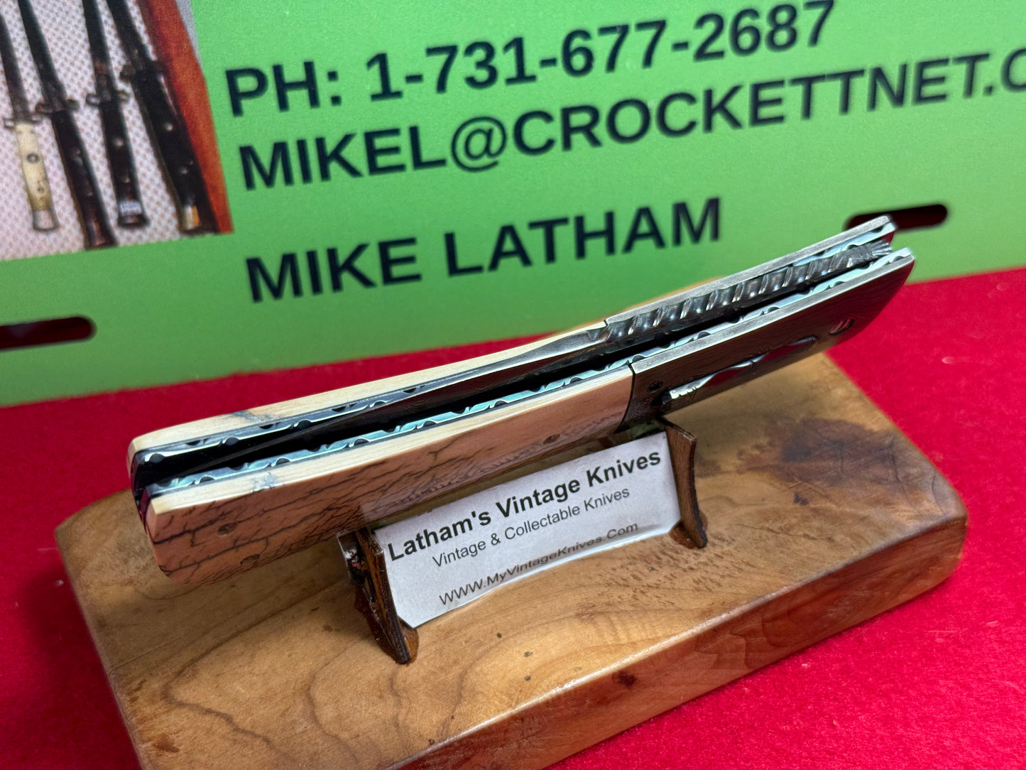 RICHTER, JOHN (J.C.R.) CUSTOM AUTOMATIC KNIVES 2005-2010 HUNTER CUSTOM AUTOMATIC KNIFE MAMOTH IVORY HANDLES