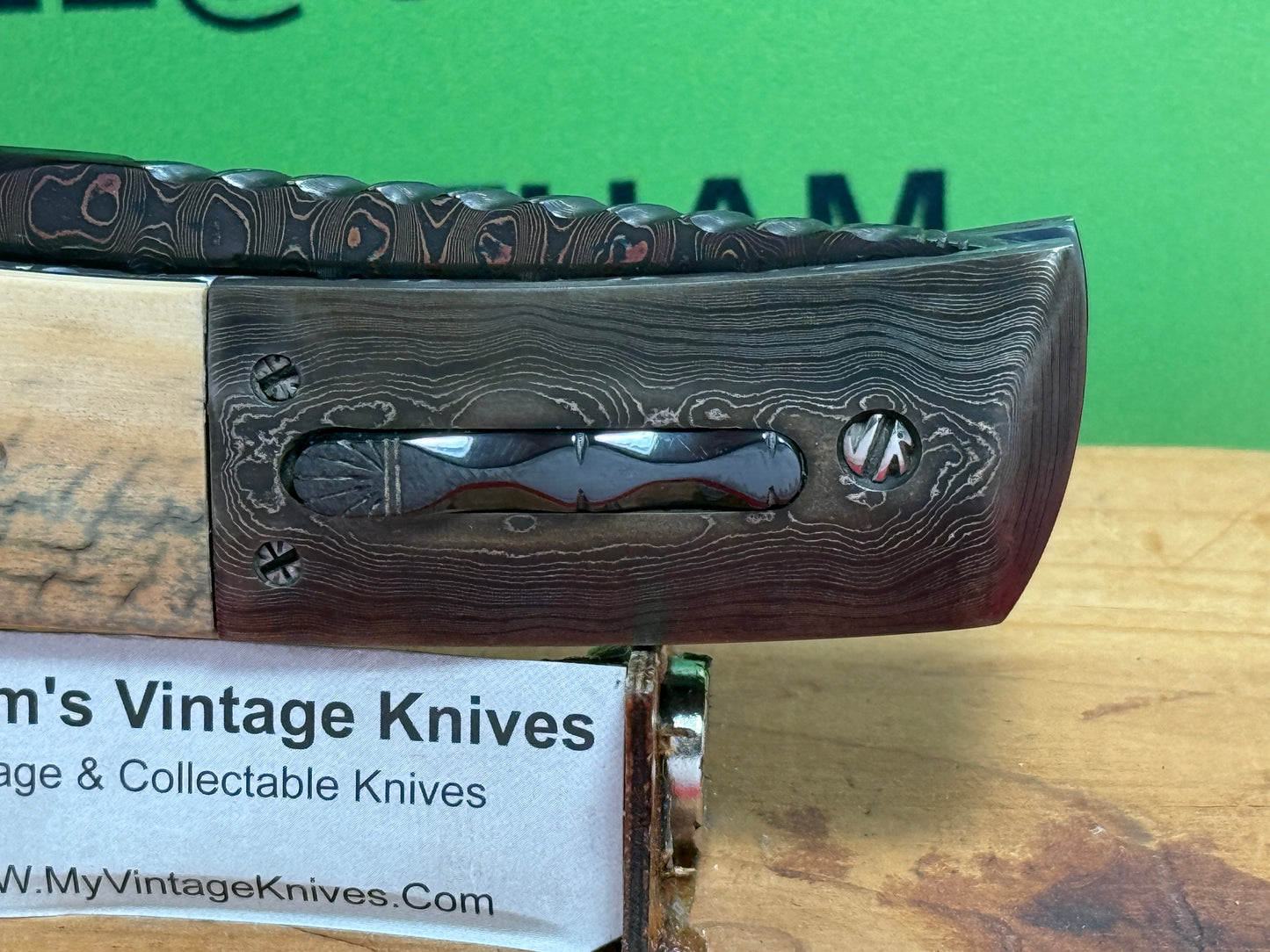 RICHTER, JOHN (J.C.R.) CUSTOM AUTOMATIC KNIVES 2005-2010 HUNTER CUSTOM AUTOMATIC KNIFE MAMOTH IVORY HANDLES