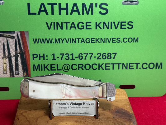 JAEGER BROS MARINETTE WIS. 1970-75 AERIAL KNIFE CO PARTS LEVER AUTOMATIC VINTAGE AMERICAN AUTOMATIC KNIFE PEARL HANDLES
