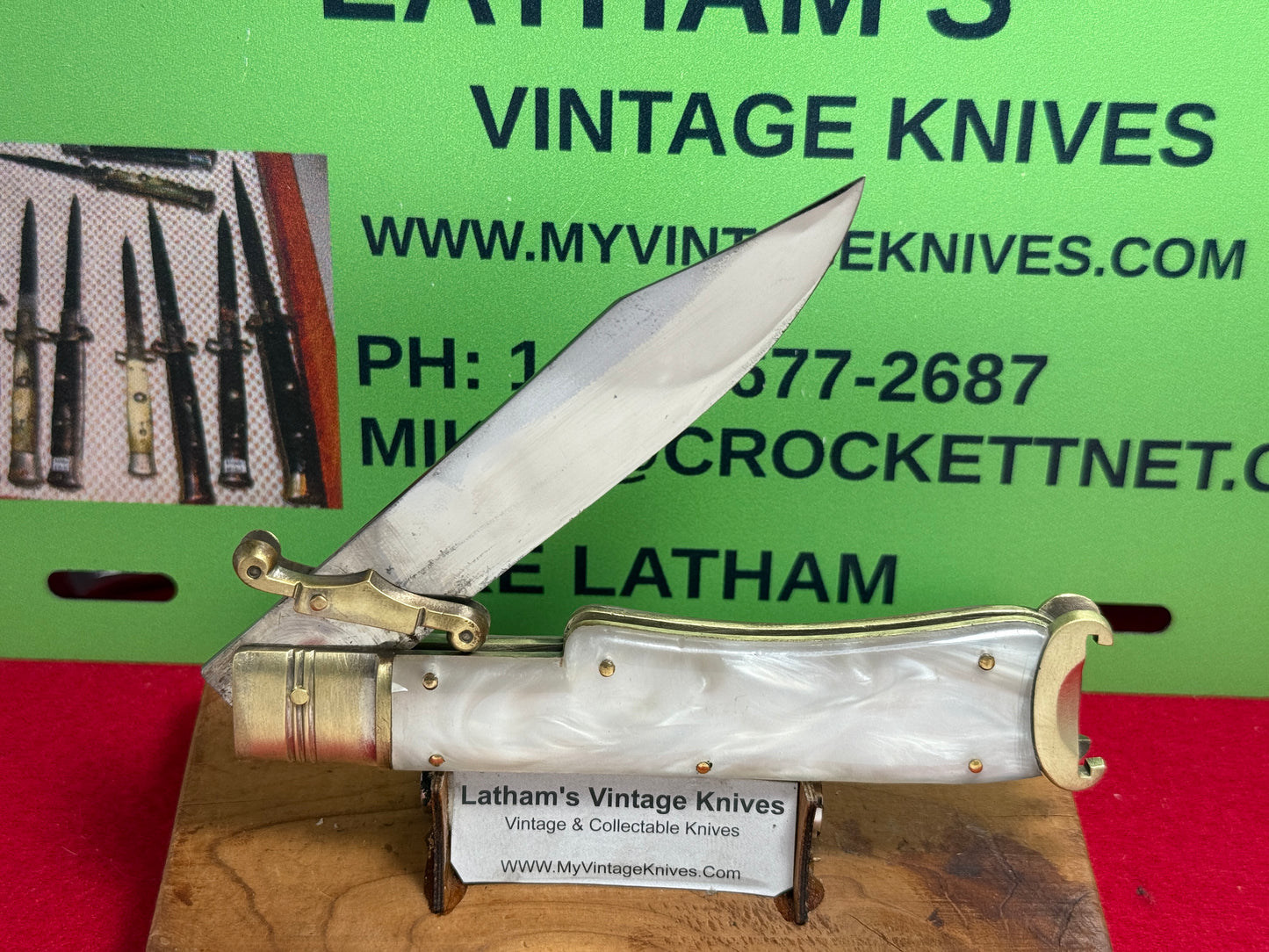 TOLEDO SPAIN 1962-68 LEVER AUTOMATIC SWING GUARDS SHELL PULLER SPAIN AUTOMATIC KNIFE WHITE PEARLX COMPOSITION HANDLES
