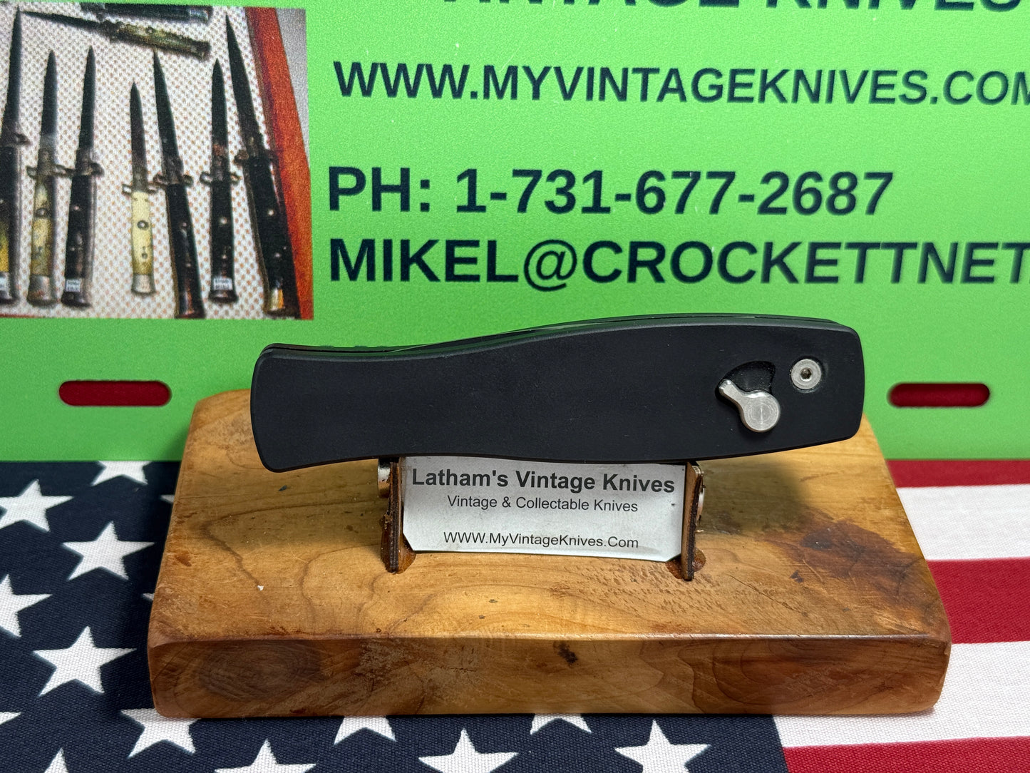 S.W.A.T.(SPECIALIZED WEAPONS BY ADVANCED TECHNOLOGIES) USA CUSTOM AUTOMATIC 2008-2012 TACTICAL AUTOMATIC KNIFE 1 OF 100 FIRST RUN BLACK METAL HANDLES